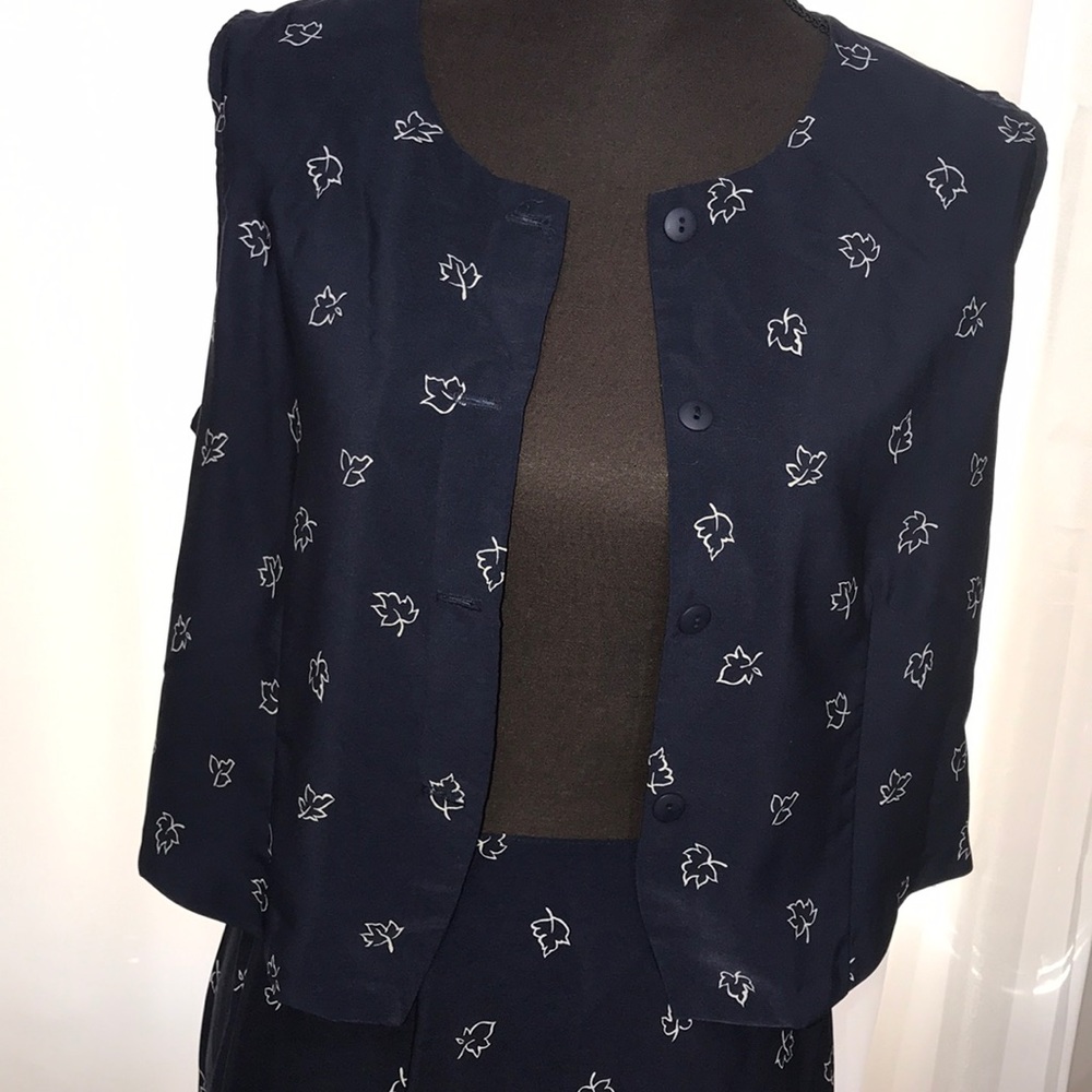 Women’s Skirt and Vest 2Pieces Wrap Skirt Size 8/L